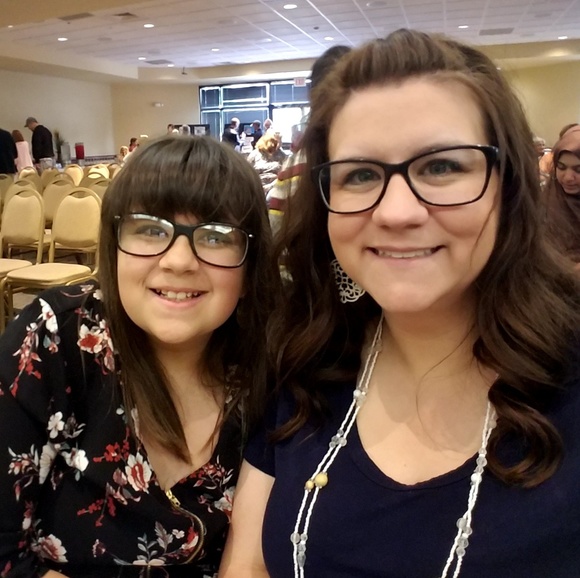 Meet your Posher, Ladonna - Picture 2 of 3